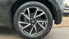 Toyota Yaris 1.5 Hybrid Design 5dr CVT Hybrid Hatchback